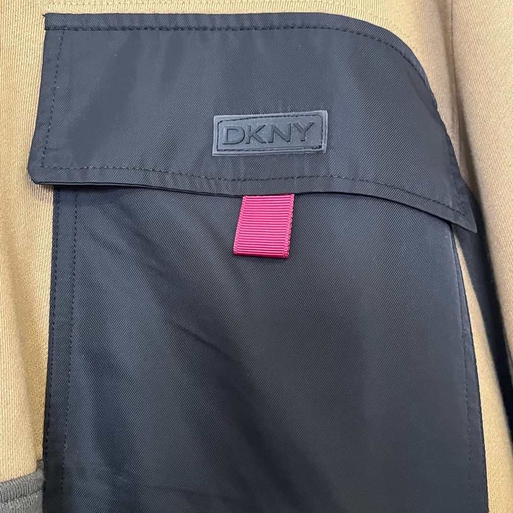 DKNY Men's Colorblock Sweater - Black and Brown - Picture 5 of 9